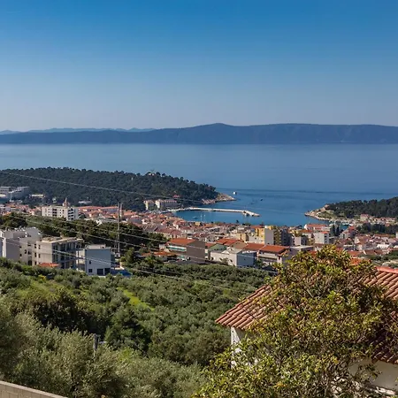 Family Friendly House With A Swimming Pool - 23571 *