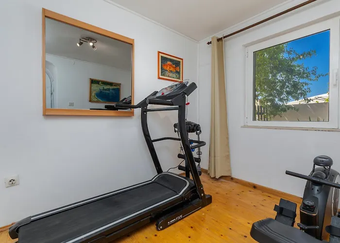 度假居 Family Friendly House With A Swimming Pool - 23571