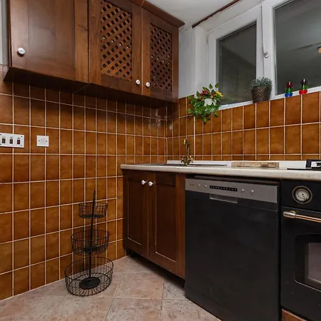 Family Friendly House With A Swimming Pool - 23571 * 马卡尔斯卡