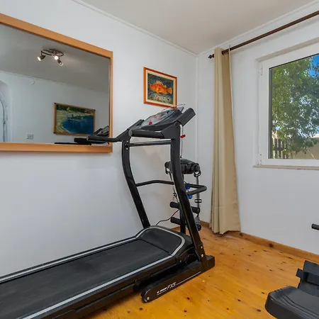 Holiday home Family Friendly House With A Swimming Pool - 23571