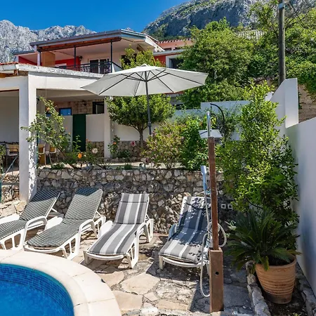 Family Friendly House With A Swimming Pool - 23571 * Makarska