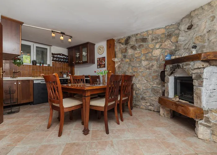 Family Friendly House With A Swimming Pool - 23571 Holiday home *