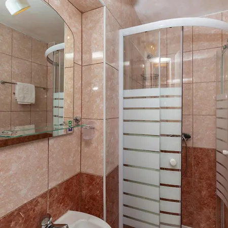 Family Friendly House With A Swimming Pool - 23571 * Makarska